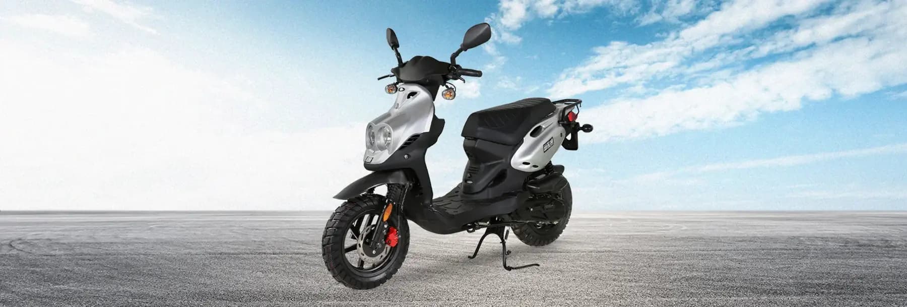 Genuine Roughhouse 50 moped for the farmland ride experience